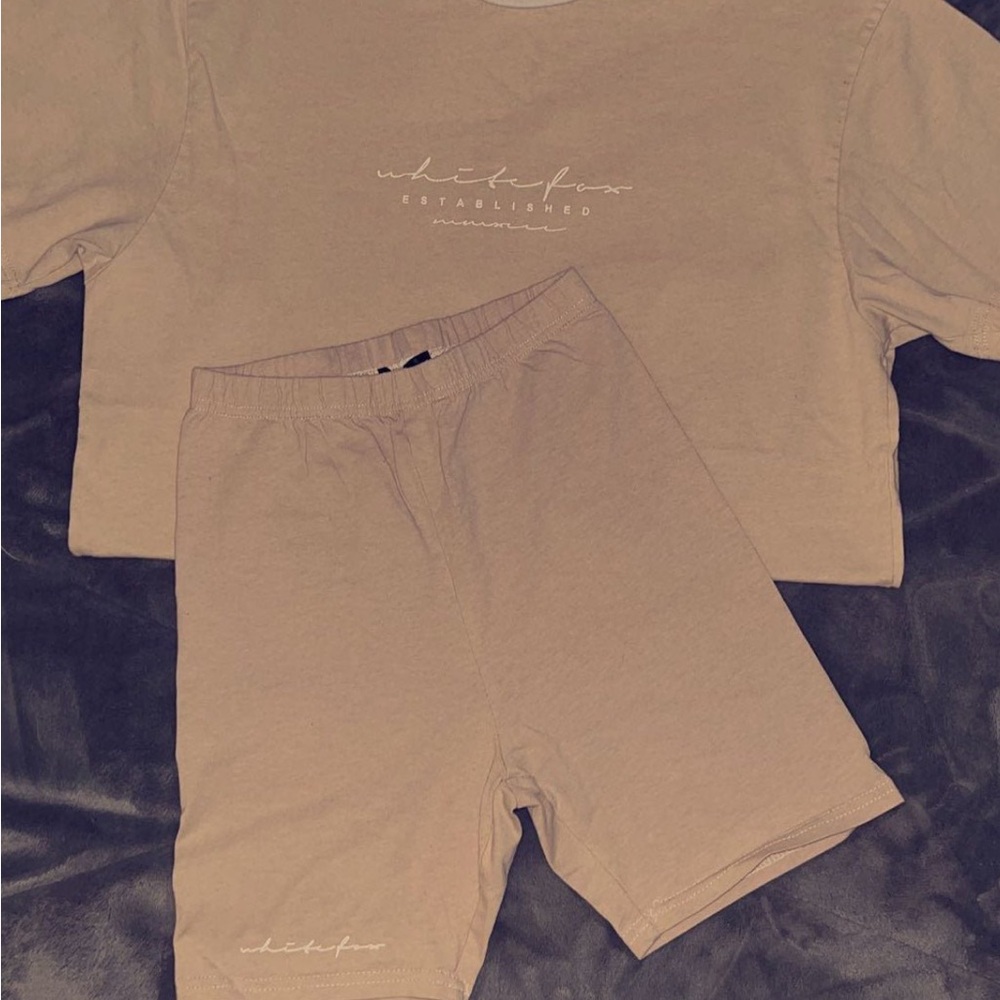 White fox sand oversized tshirt and bike shorts set